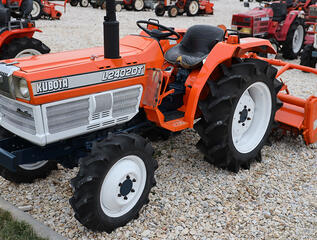 Kubota L2402 DT