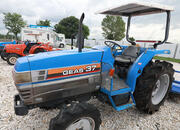 Японски трактор ISEKI Geas 37
