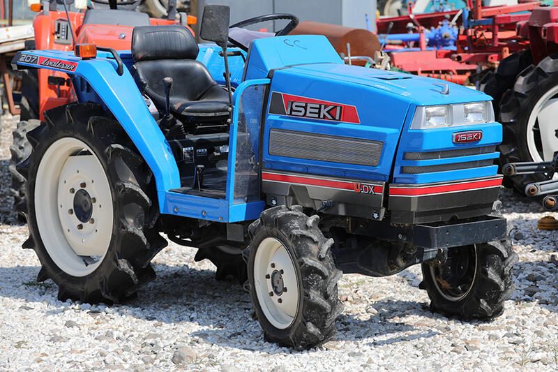 Iseki U-DX - 207 Landleader